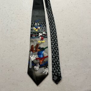 Mickey Mouse Unlimited Men's Tie Goofy Donald Duck Wrestling Vintage Black Gray